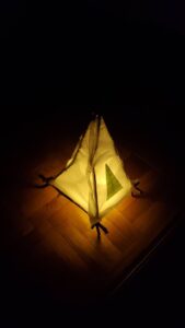 和紙のランプ 三角